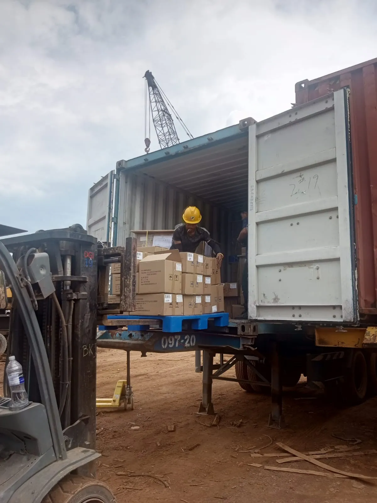 Project Detail - China TO Batam FCL 1X40FT PORT TO DOOR